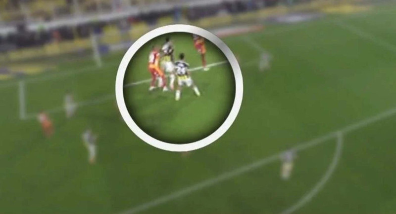 Fenerbahçe- Galatasaray maçında tartışmalı pozisyonlar! Barış Alper'in pozisyonu penaltı mı? Skrinar'ın müdahalesi kırmızı kart mı? Gol iptali doğru mu? - Resim: 4