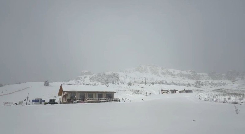 Karabük'ün yüksek kesimlerinde yoğun kar yağışı etkili oldu. Kar kalınlığı 40 santime ulaştı - Resim: 3