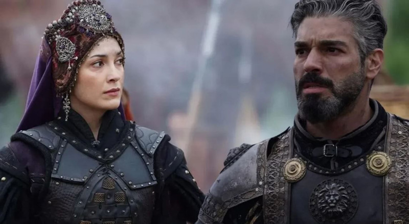 Şükrü Özyıldız aşk orucunu bozdu! Kalbini ünlü oyuncuya kaptırdı - Resim: 4