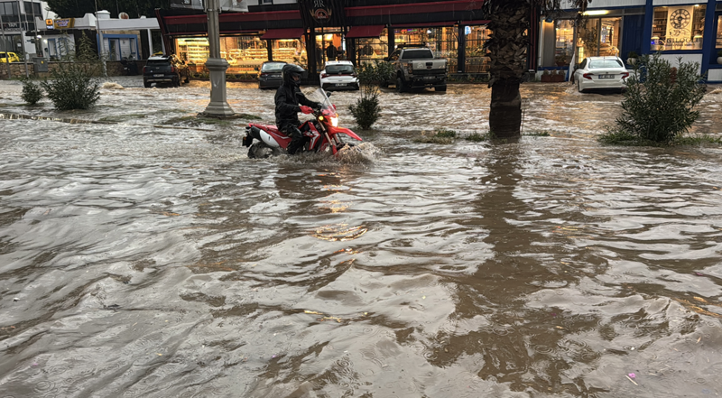 Yeni yağışlı hava geliyor!  Meteoroloji saat vererek uyardı: Dikkatli ve tedbirli olun! - Resim: 7