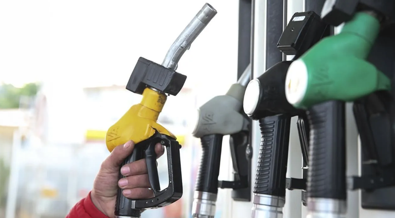 Akaryakıtta gece yarısı tabela değişti: Benzine indirim geldi! İşte İstanbul, İzmir, Ankara benzin ve motorin fiyatları - Resim: 2