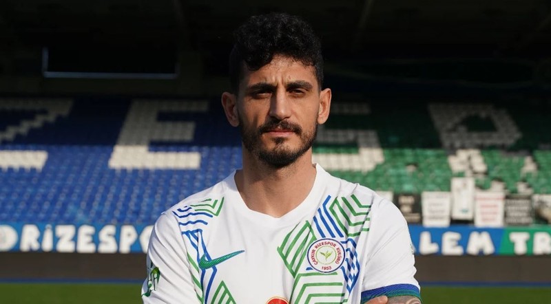 Çağlar Hazal'dan futbolcu sevgilisi Samet Akaydin'a romantik kutlama! "Seni her şeyden çok seviyorum" - Resim: 1