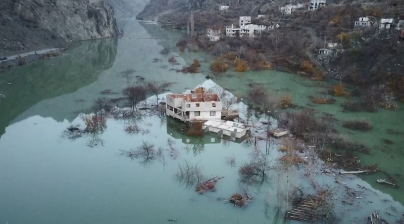 Bu anın tarifi yok! Evlerine bu kez hüzünle baktılar... - Resim: 7