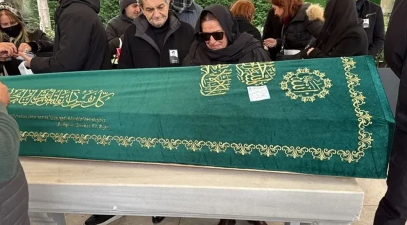 Fatih Ürek'e acı veda! Gözyaşlarıyla son yolculuğuna uğurlandı - Resim: 9