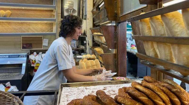 Best model derecesi vardı, fırında çalışmaya başladı! Irmak Öztaş ilk kez konuştu: Ben ekmeğimi buldum! - Resim: 9