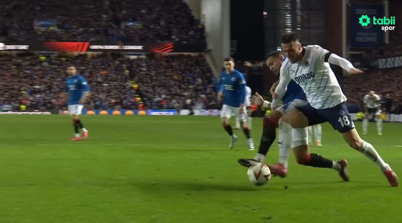 2. Ivan Bebek vakası! Norveç kasabı Fenerbahçe'yi, Rangers maçında katletti! 5 pozisyon taraftarları çıldırttı - Resim: 8