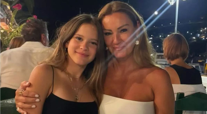 Defilede mankenlik yapmıştı! Pınar Altuğ'un kızı Su mesleğini seçti! "Umarım çok üzülmez" - Resim: 8