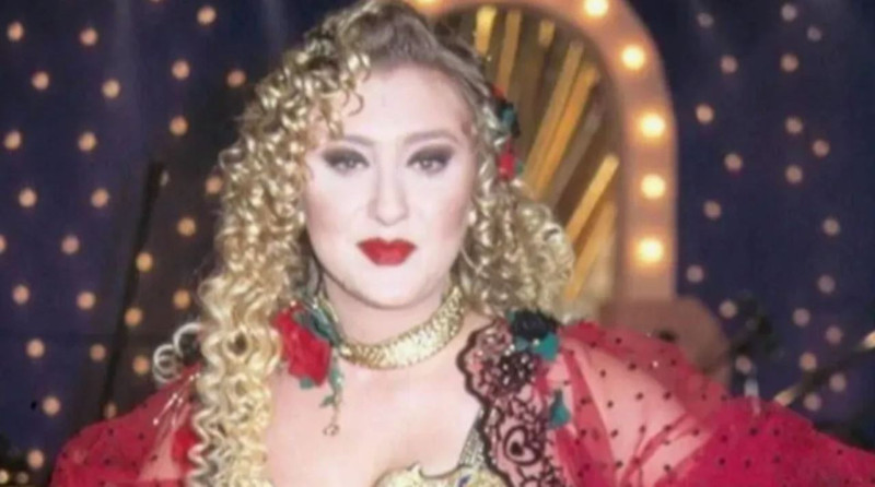 Ünlü sanatçı Güllü hayatını kaybetti! Acı haberi oğlu duyurdu - Resim: 1