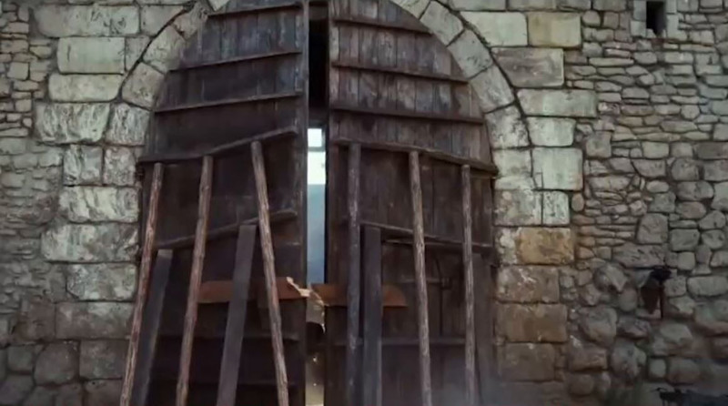 Mehmed: Fetihler Sultanı setinde sıra dışı olay! Milli güreşçiler 1 tonluk kale kapısını yerinden söktü - Resim: 2