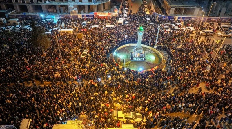 Büyük felaketin hüzünlü yıl dönümü: Hayatını kaybedenler için birçok şehirde anma törenleri gerçekleştirildi! - Resim: 10