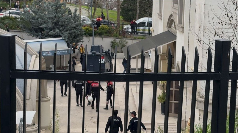 Kan donduran miras cinayeti! Annesinin cenazesinde kardeşini katletti - Resim: 5