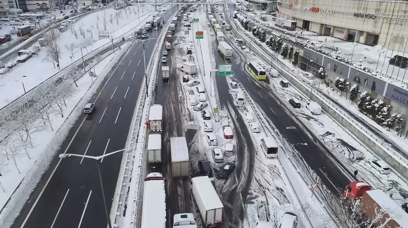 Soğuk hava dalgası etkisini sürdürüyor: İstanbul'da kar etkili oluyor! İşte il il hava tahmin raporu - Resim: 4