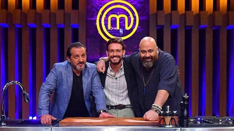 MasterChef jürisi Mehmet Yalçınkaya'nın restoranındaki serpme kahvaltı fiyatı gündem oldu! Sosyal medya kullanıcıları ikiye bölündü - Resim: 1