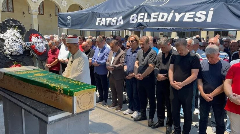 Entübe edilmişti! Yeşilçam efsanesi Kadir İnanır'dan kötü haber - Resim: 8