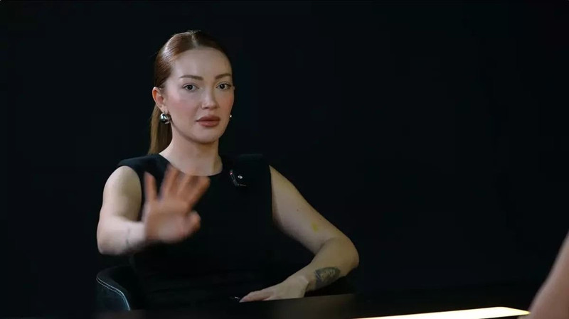 Kalça dolgusu kaburgasına çıkmıştı! 4'üncü kez bıçak altına yatan Danla Bilic'in vücudundan çıkan şey şoke etti! Takipçilerini bir kez daha uyardı - Resim: 4