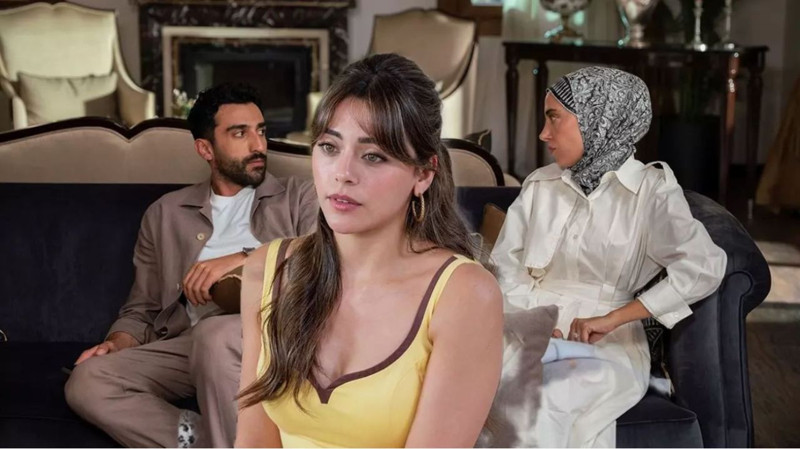 Kızılcık Şerbeti'nin senaristi Merve Göntem gözaltına alındı - Resim: 6