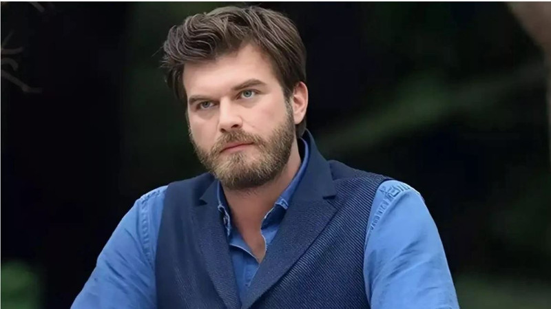 Kıvanç Tatlıtuğ'dan dudak uçuklatan anlaşma! Giyim firmasından servet kazanacak - Resim: 1