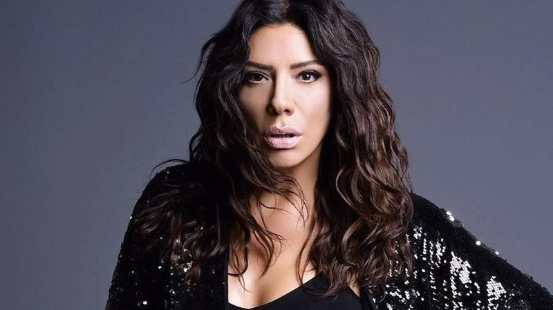 Ünlü şarkıcı Işın Karaca'dan korkutan haber! Kaza geçirdi - Resim: 1