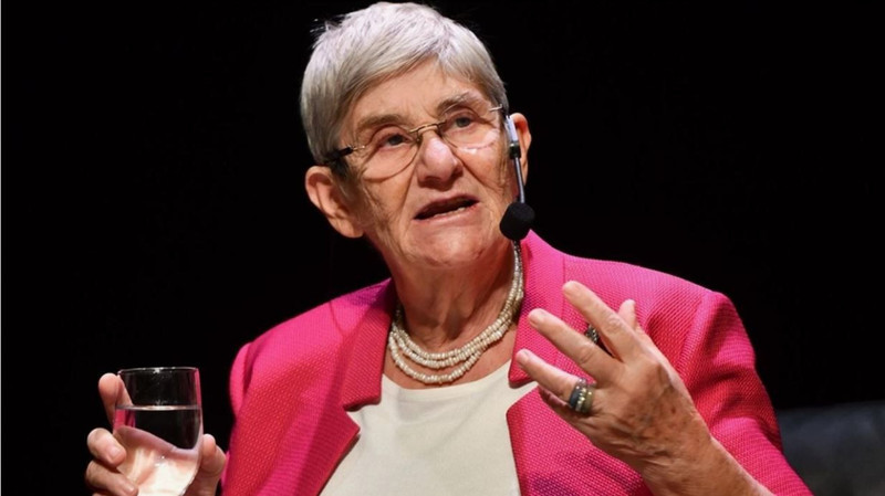 Ünlü profesör Canan Karatay gelen ölüm haberiyle sarsıldı! Hayattaki en yakınıydı - Resim: 1