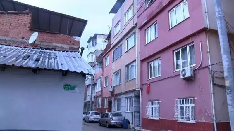 Arkadaşını öldürmüş, sevgilisini yaralı halde 21 gün istismar etmişti! 'Rızası vardı' dedi! İstenen ceza belli oldu - Resim: 8