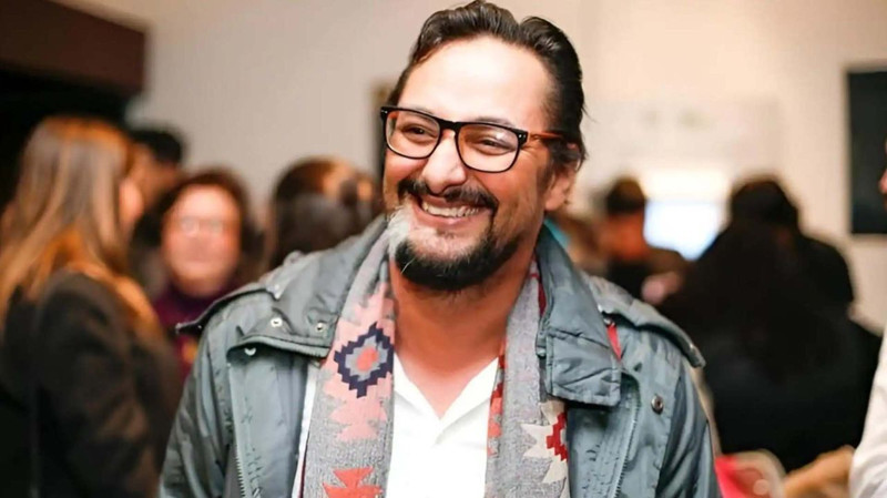 Ünlü sanatçıdan kahreden haber! Çatıdan düşerek hayatını kaybetti - Resim: 4