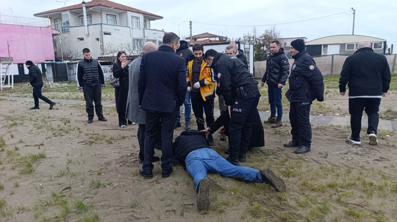 Telefonda başladı, sahilde bitti! Cinnet geçiren adama filmleri aratmayan ikna operasyonu - Resim: 5