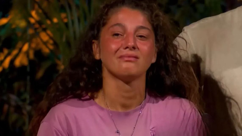 Survivor'da şoke eden an! Acun Ilıcalı "Rezalet" dedi! Seren Ay yarışmayı bırakıyor mu? - Resim: 2