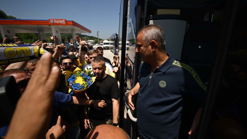 Fenerbahçe'de kriz! Yıldız futbolcu sağlık kontrolüne katılmadı, ulaşılamıyor - Resim: 2