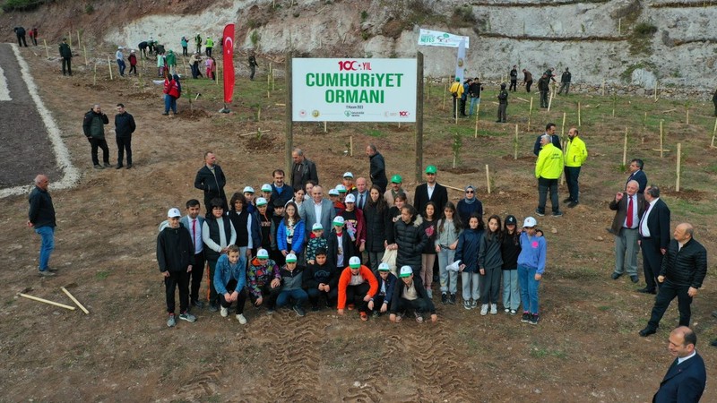 Artvin'de her yıl bugün, büyük küçük demeden tek bir şey için bir araya geliyorlar. 'Geleceğe Nefes' olmak 202 bin tanesini toprakla buluşturdular - Resim: 3