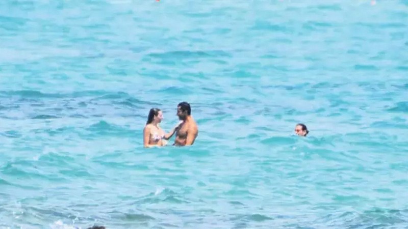 Mutlu çift tatil sezonunu açtı! - Resim: 7