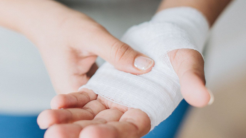 Uzmanı uyardı! El yaralanmalarını hafife almayın! Ciddi hastalıklara yol açabilir! - Resim: 1