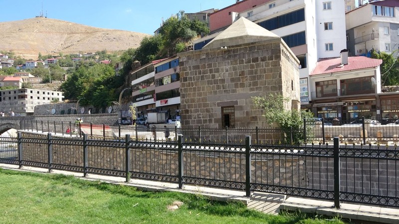 Bitlis'te çalışmalar sürüyor. Tarihi doku gün yüzüne çıkacak - Resim: 2