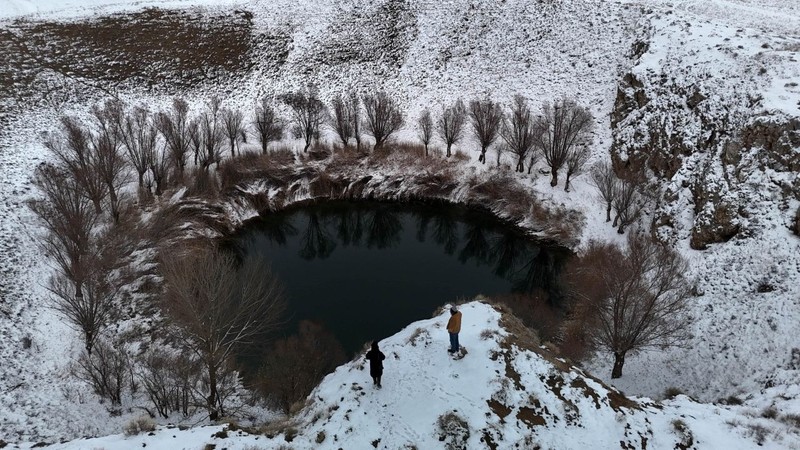 “Doğanın iki gözü”, kar yağışıyla hayran bıraktı - Resim: 5