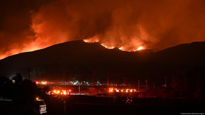 Los Angeles yangınında milyon dolarlık evi küle dönmüştü! Kenan Doğulu'dan ilk açıklama geldi - Resim: 1