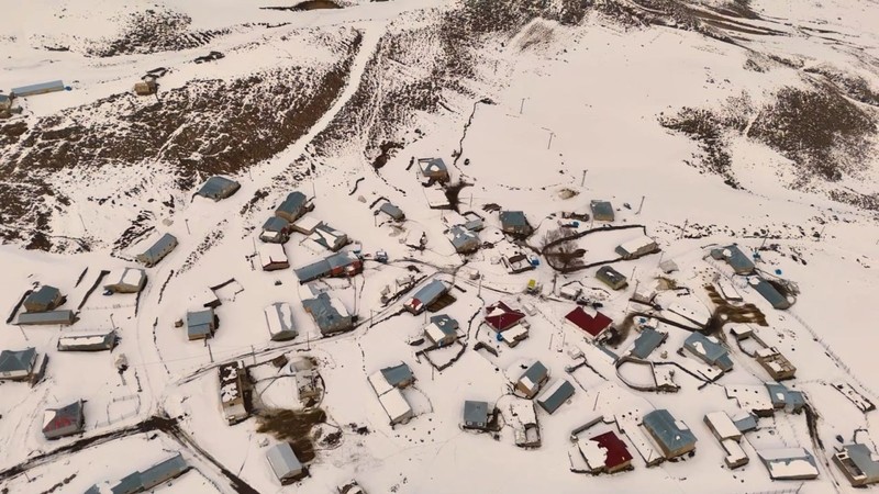 Bitlis'te sınırları içerisinde yer alan Türkiye'nin en yüksek rakımlı köyü havadan çekildi. Görenleri kendisine hayran bıraktı - Resim: 1