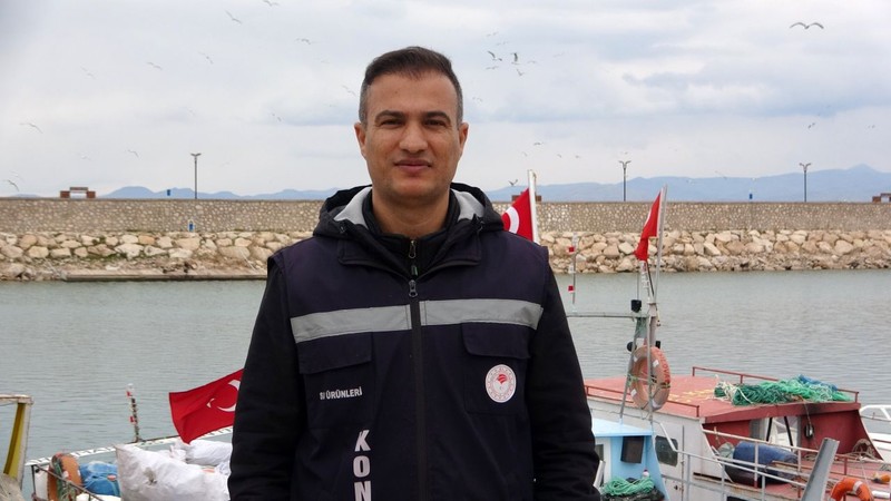 Van Gölü Havzası'nda balıkçılar, son kez ağ attı. 15 Temmuz'a kadar yasak, 7 gün 24 saat nöbet tutuyorlar - Resim: 1