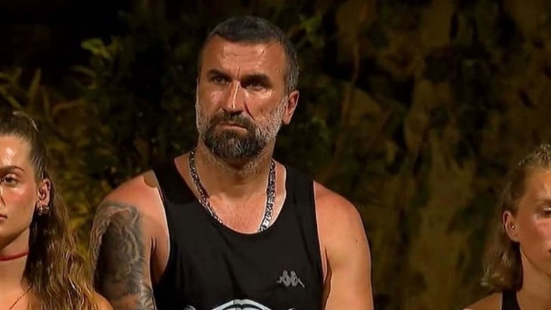 Hakkında tutuklama kararı verilmişti! Survivor Hikmet Tuğsuz’un “Türkiye’ye geliş” oyununda yaptıkları şaşkına çevirdi! Herkes onu konuşuyor - Resim: 3