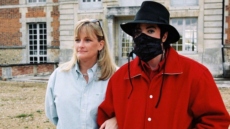 Michael Jackson'ın eski eşi Debbie Rowe yıllar sonra ortaya çıktı! Değişimini görenler şaştı kaldı - Resim: 5
