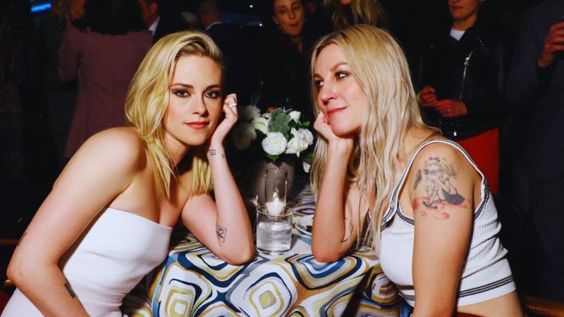 Alacakaranlık'ın Bella'sı Kristen Stewart'ın mutlu günü! Senarist Dylan Meyer ile evlendi - Resim: 5