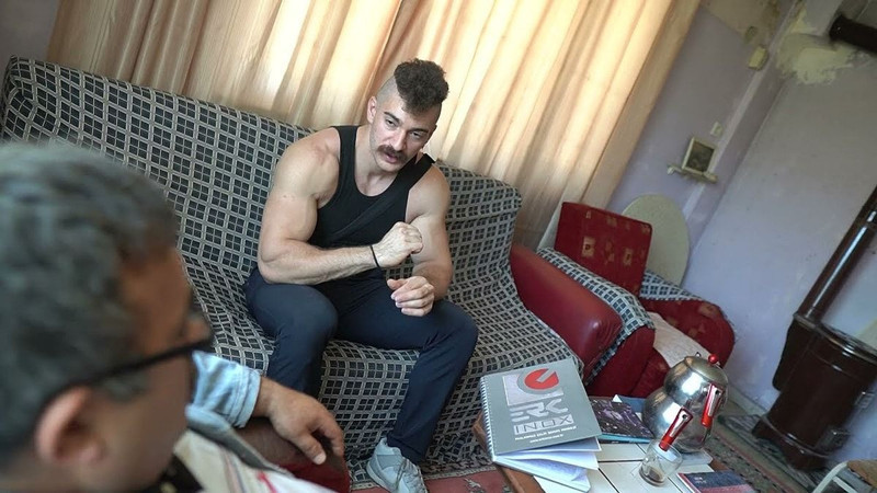 Bir döneme damga vurmuştu! Uçan Adam'dan acı haber - Resim: 3