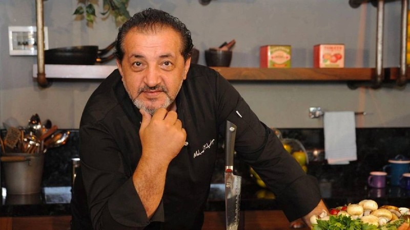 MasterChef jürisi Mehmet Yalçınkaya'nın restoranındaki serpme kahvaltı fiyatı gündem oldu! Sosyal medya kullanıcıları ikiye bölündü - Resim: 4
