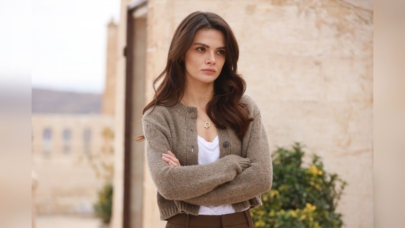 Sinem Ünsal'a sevgilisi Berk Cankat'tan romantik kutlama! Mesajındaki o detay dikkatlerden kaçmadı - Resim: 1