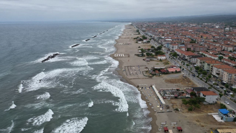 Sakarya’da hava koşulları nedeniyle Kocaali ve Kaynarca’da denize girmek yasaklandı - Resim: 4