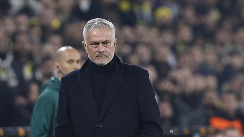 300 milyon euroluk takımı devralan Tedesco, Mourino'nun takımının eksiğini açıkladı. Portekizli hoca duyunca duvarları yumruklayacak - Resim: 22