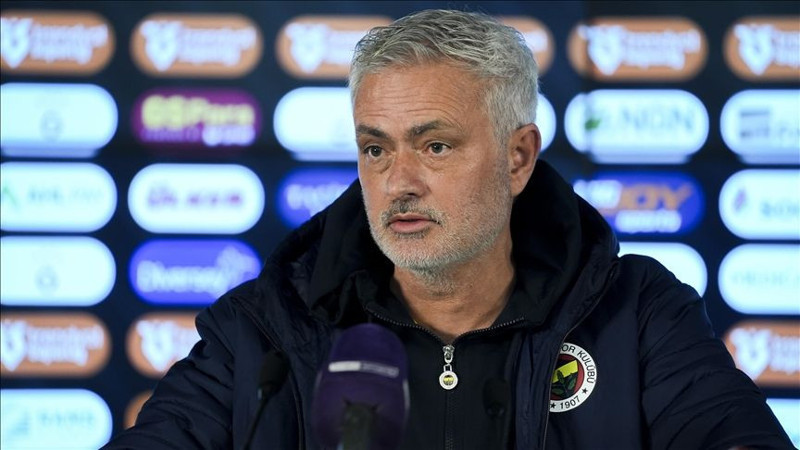 Fenerbahçe'ye büyük ihanet! Jose Mourinho'nun 335 milyon euroluk yeni takımı sarı lacivertlileri delirtti - Resim: 12