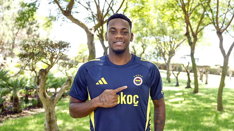 Fenerbahçe'de 60 milyon euro değerinde kriz! Nice maçında 50.000 taraftar gördü - Resim: 7