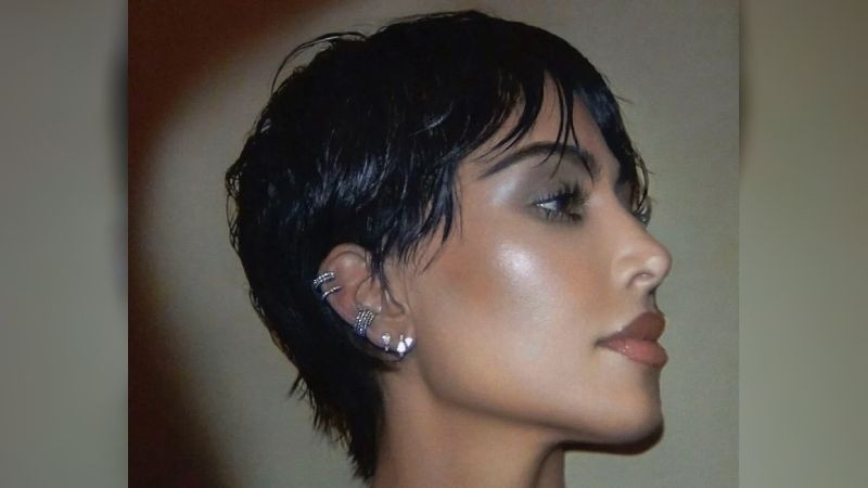 Kim Kardashian'dan radikal imaj değişikliği! Saçlarını kısacık kestirdi, son hali  Paris Moda Haftası'na damga vurdu - Resim: 5