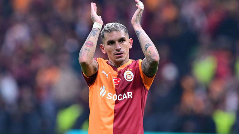 Sürpriz aşk! Galatasaray’ın yıldız oyuncusu Torreira gönlünü hangi güzele kaptırdı? - Resim: 1