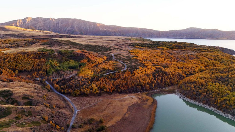 Dağların kalbinde renk şöleni! Nemrut’ta sonbahar zamanı görenleri büyülüyor - Resim: 4