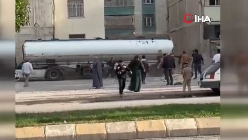 Komşu kavgasında kan aktı! Ortalık savaş alanına döndü: Ölü ve yaralılar var - Resim: 1